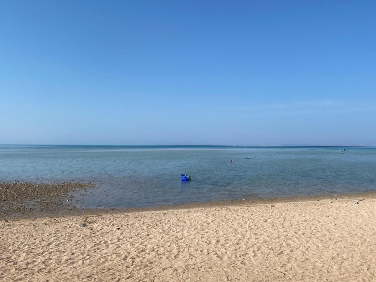 2bed Beachfront On-the-beach Apartament *