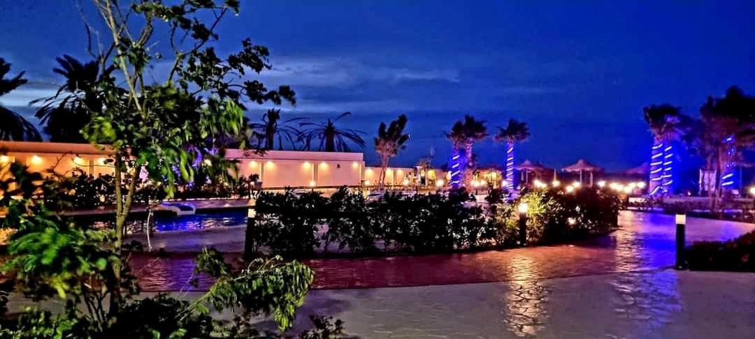 2bed Beachfront On-the-beach Apartament *