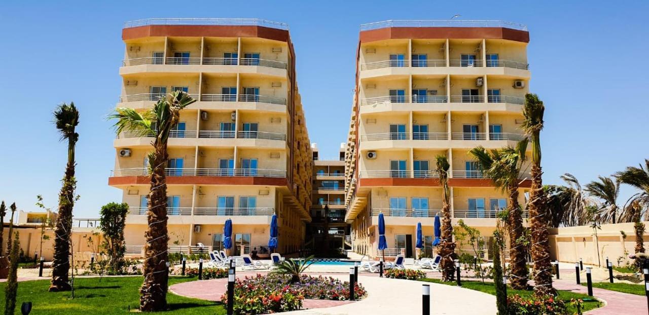 2bed Beachfront On-the-beach Apartament *